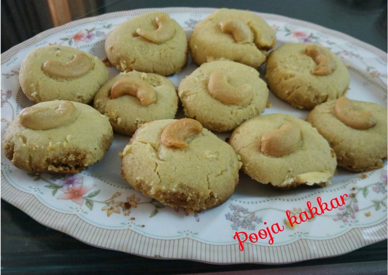 Naan khatai
