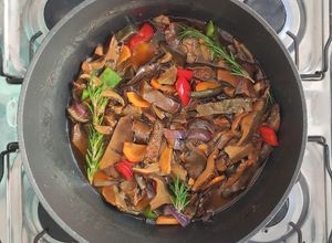 Una foto de Hongos deliciosos al escabeche