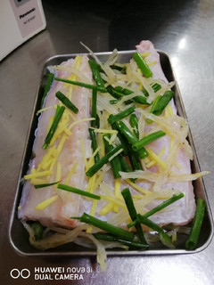 A picture of Steam Fish with Anchovy.