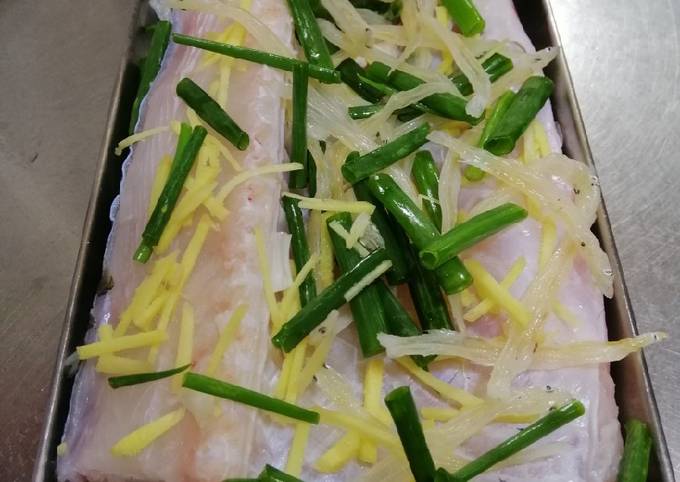 Simple Way to Prepare Award-winning Steam Fish with Anchovy