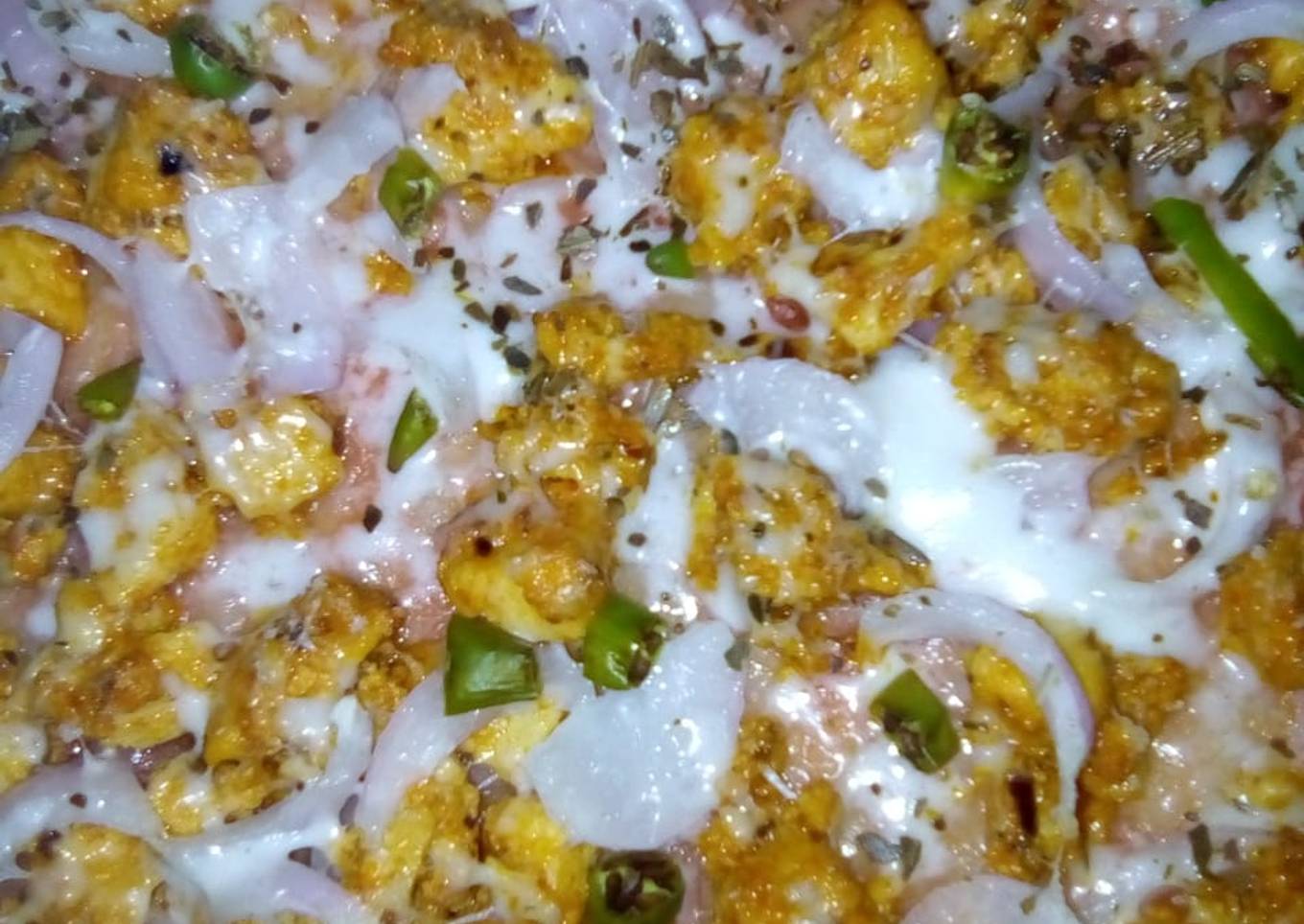 Mzydar chikhen tikka pizza.😊