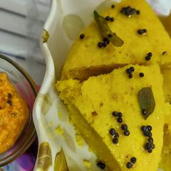 A picture of Dhokla.