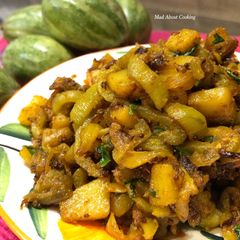 A picture of Parwal Aloo Sabzi (Pointed Gourd Potato Dry Vegetable).