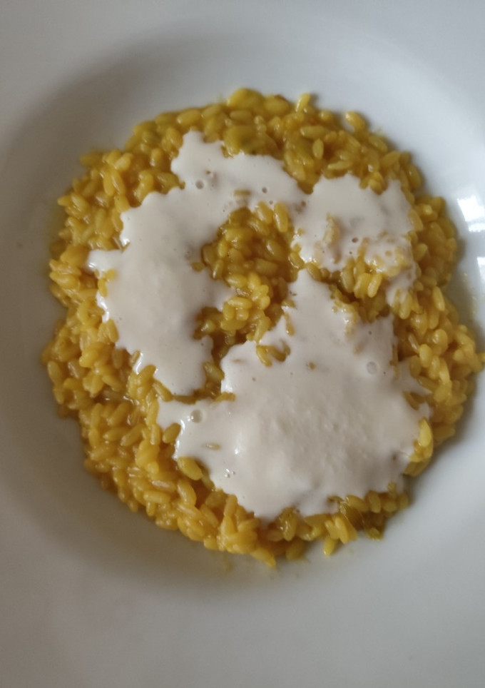 Foto di Risotto allo zafferano con crema di brie
