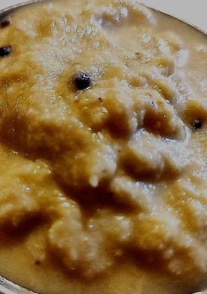 A picture of Nariyal chutney.