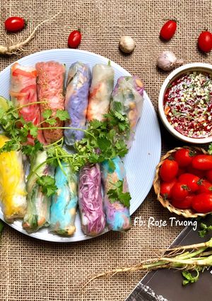A picture of Rainbow Spring Rolls.