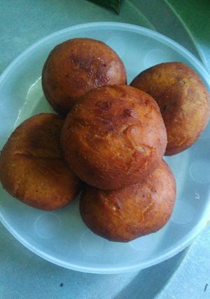 Hình của món Bánh bí đỏ nhân đậu đỏ.