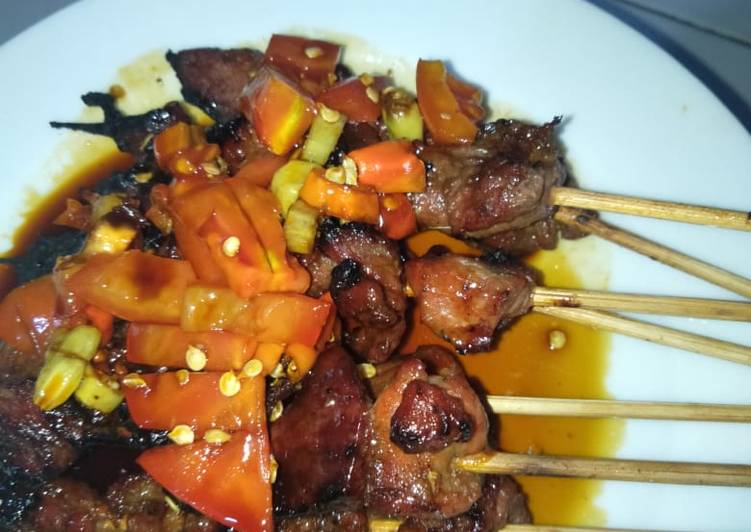 Langkah Mudah untuk Menyiapkan Sate kambing yang Enak