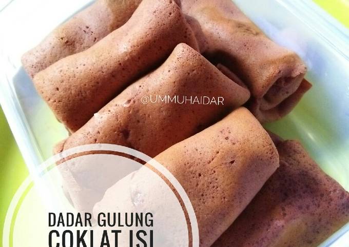 Dadar gulung coklat isi vla pisang