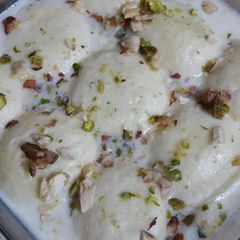 A picture of Ras malai.