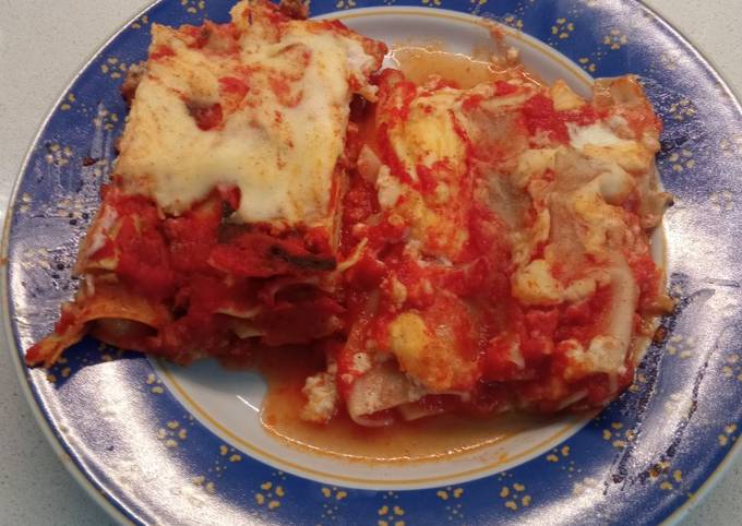 Lasagne e cannelloni alla bolognese sicily