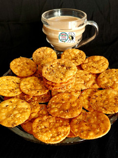 મરી મસાલા જીરા પૂરી (Mari Masala Jeera Poori Recipe In Gujarati) રેસીપી મુખ્ય ફોટો