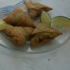 A picture of Mutton samosa.