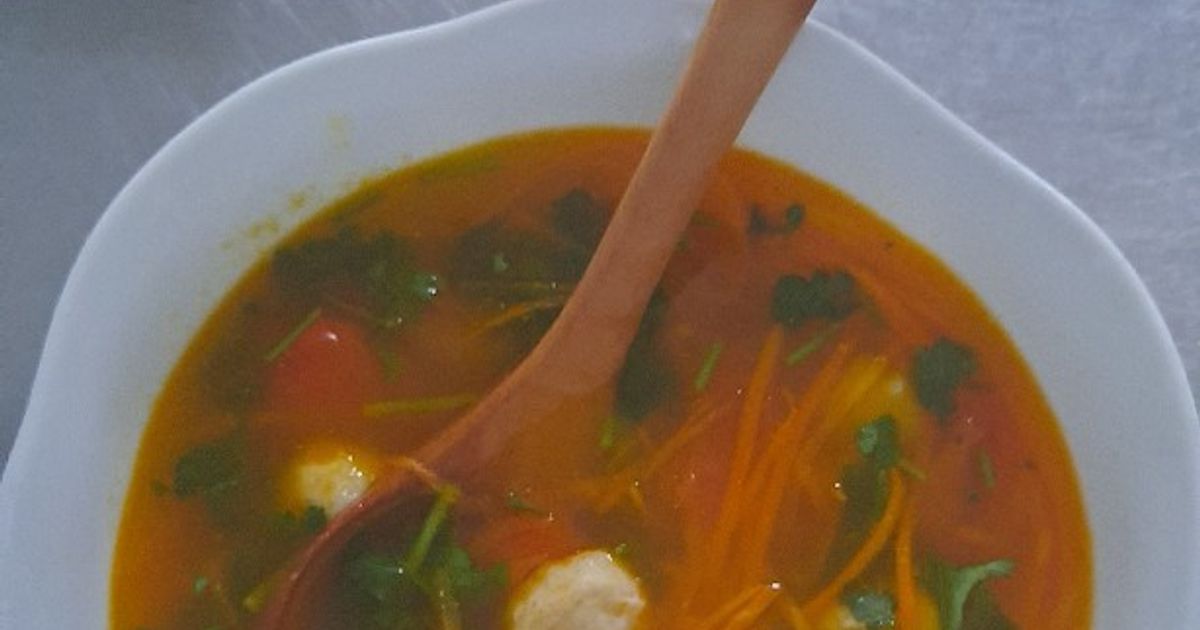 Cách Làm Món Canh Cà Chua Cà Rốt của Lý Thiên - Cookpad