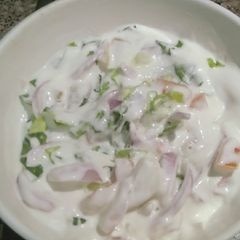 Creamy yoghurt salad A picture of Creamy yoghurt salad.