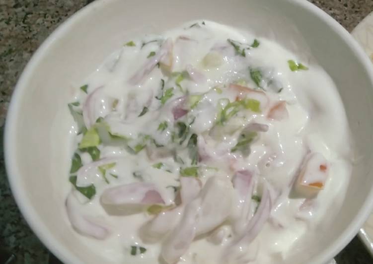 How to Prepare Perfect Creamy yoghurt salad