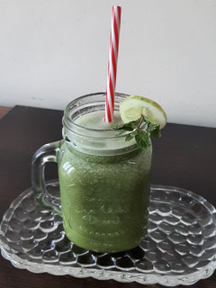 A picture of Cucumber mint lemonade.
