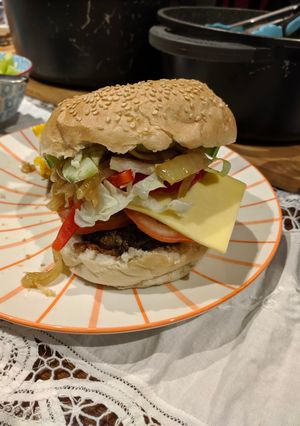 A picture of Burgers.