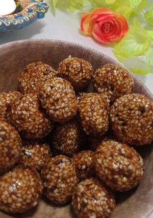 তিলের নাড়ু(Teel er naru recipe in.bengali) রেসিপির প্রধান ছবি