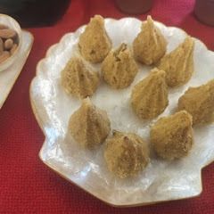 Besan modak A picture of Besan modak.