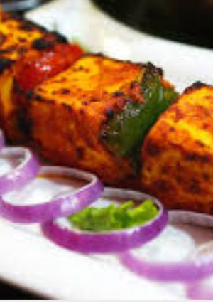 A picture of Paneer tikka🍢.