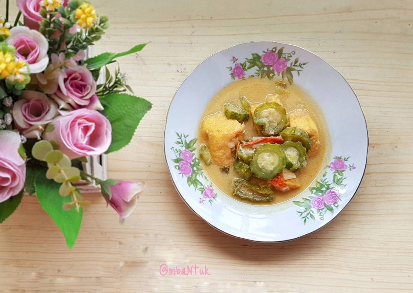 Oyong Tahu Masak Santan