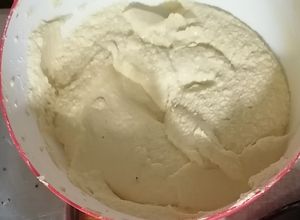 Una foto de Butter cream con merengue suizo