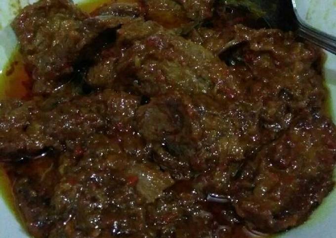 Resep Rendang Daging Sapi Mudah Warna Merah 'Merendang' oleh Widya