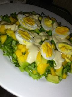 A picture of Mango/Avocado Salad.
