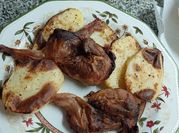 Una foto de codornices al horno