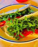 Piadine con speck light, pomodori e rucola