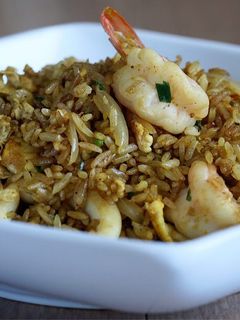 Una foto de Arroz frito con Camarones🍤 ❌ESTILO ASIATiCO❌