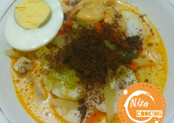 189. Lontong Sayur