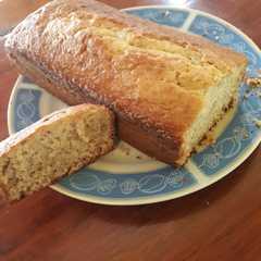 A picture of Budín de banana y yogurt.