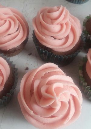 Una foto de Cup-cakes de chocolate con buttercream