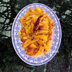 A picture of Crispy Aloo Bhaja.