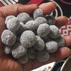 A picture of Amla gtagat.
