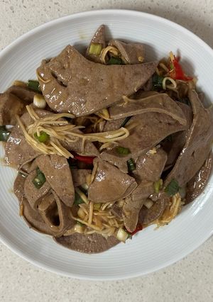 涼拌豬肝 的食譜成品照片