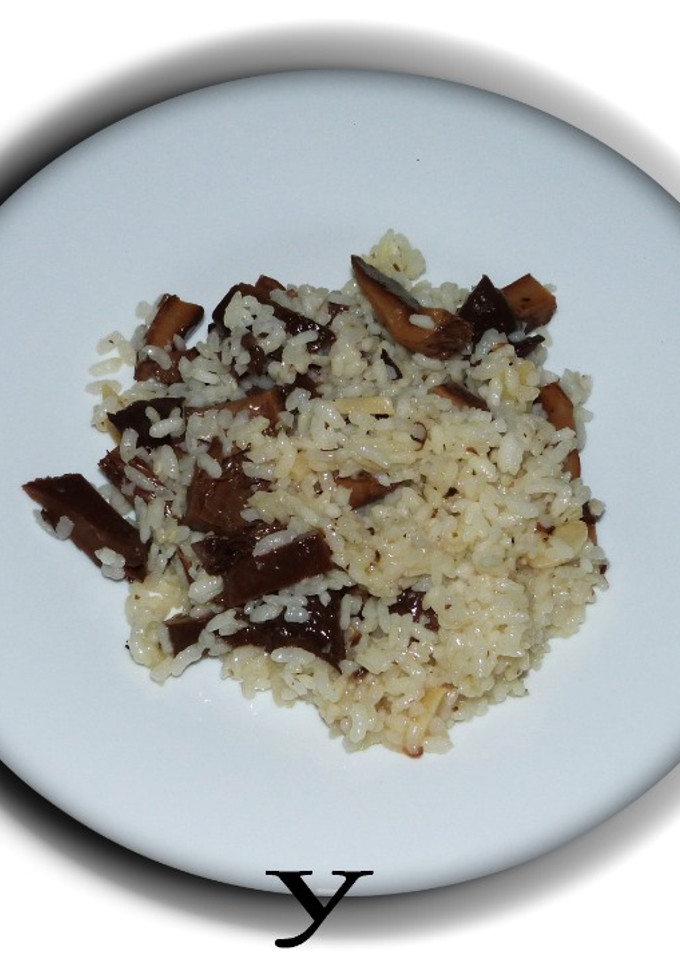 Una foto de Arroz con Rovellones (níscalos)