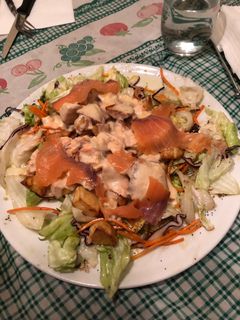 Una foto de 3. Ensalada vikinga (entrante ensalada)