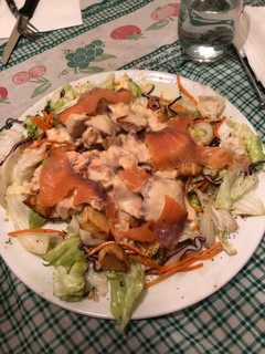 Una foto de 3. Ensalada vikinga (entrante ensalada)