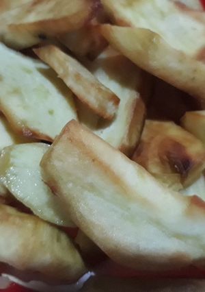 A picture of Fried sweet potatoes.