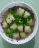 Canh bắp cải cuốn với thịt bằm