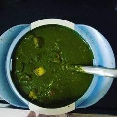 A picture of Palak Paneer Curry.