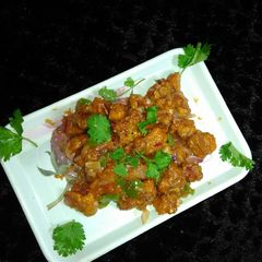 A picture of Dry Cauliflower Manchurian.