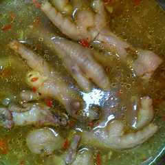 A picture of Ceker setan kuning.