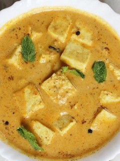 பன்னீர் கிரேவி (Paneer gravy recipe in tamil) செய்முறை முக்கிய புகைப்படம்