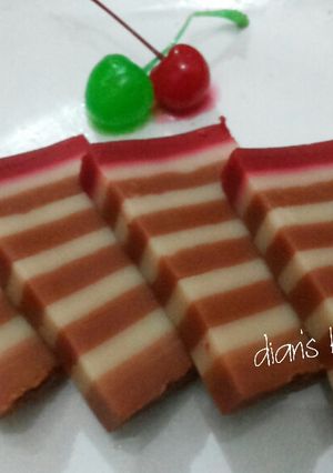 Foto resep Kue Lapis Susu Kukus 