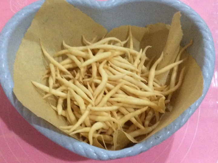 Easy Steps to Prepare Recipes Telur Gabus Keju the Delicious Can Pamper Your Tongue.