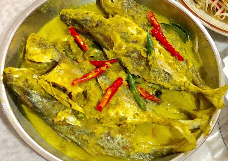 Resep Ikan selar bumbu kuning, Enak